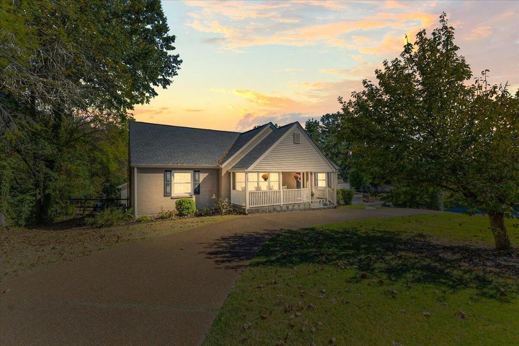 708 Belvoir Avenue, Chattanooga, TN 37412