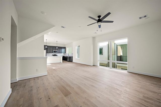 2618 Dennis Street, Houston, TX 77004