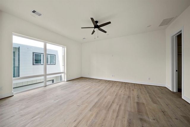 2618 Dennis Street, Houston, TX 77004