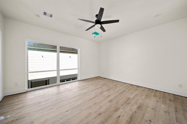2618 Dennis Street, Houston, TX 77004
