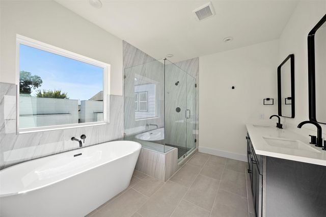 2618 Dennis Street, Houston, TX 77004