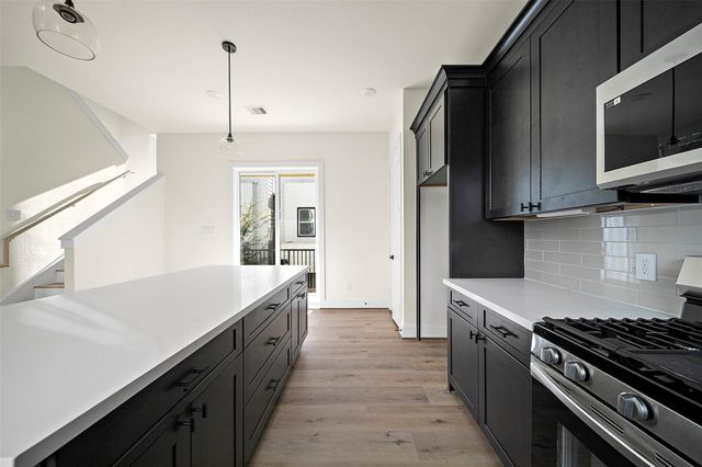 2618 Dennis Street, Houston, TX 77004