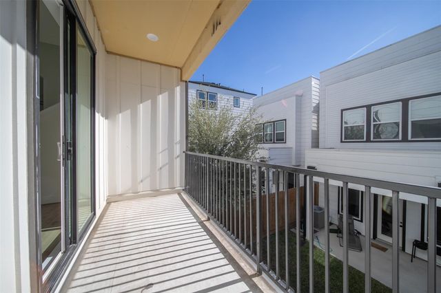 2618 Dennis Street, Houston, TX 77004