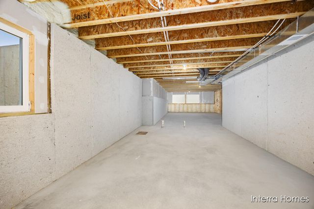 5949 Valley Point Drive SE, Caledonia, MI 49316