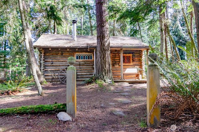 835 Christenson Road, Greenbank, WA 98253