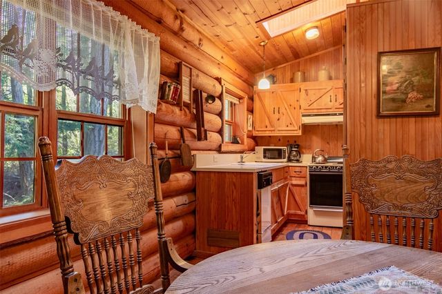 835 Christenson Road, Greenbank, WA 98253
