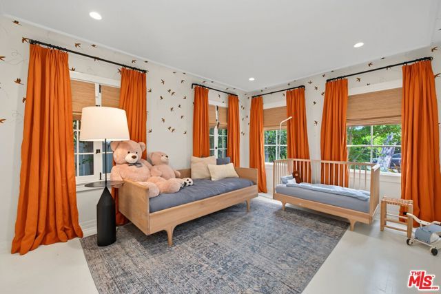 348 N Citrus Avenue, Los Angeles, CA 90036