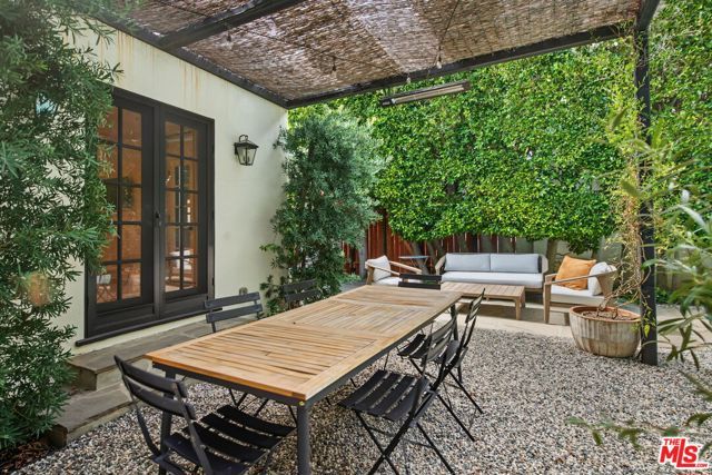 348 N Citrus Avenue, Los Angeles, CA 90036