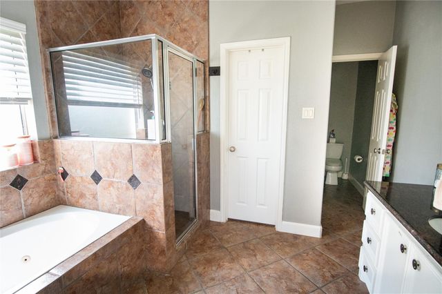 11206 Aaron Way, Needville, TX 77461