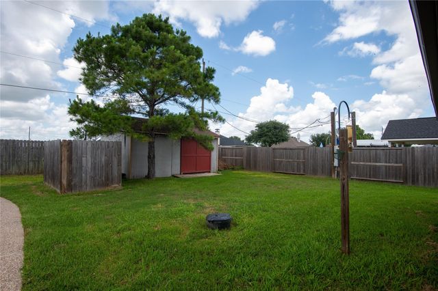 11206 Aaron Way, Needville, TX 77461