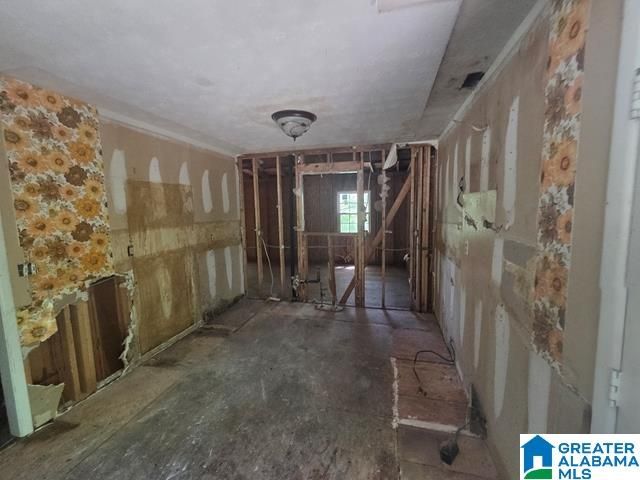 1201 LAKESHORE DRIVE, Anniston, AL 36207