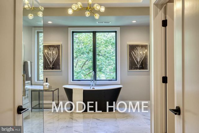 1829 DEER DR, Mclean, VA 22101