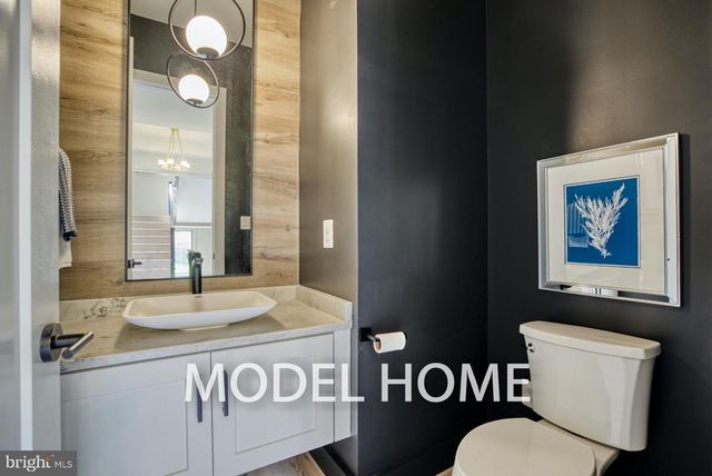 1829 DEER DR, Mclean, VA 22101