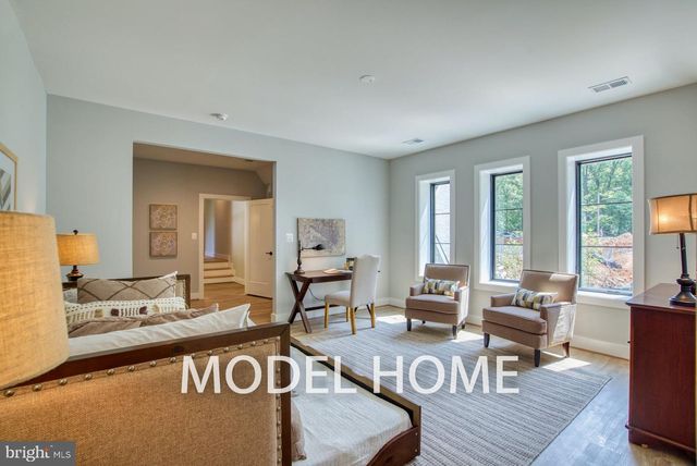 1829 DEER DR, Mclean, VA 22101