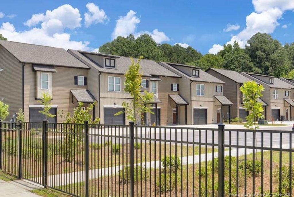 1153 Elk Knob Trail, Fayetteville, NC 28304