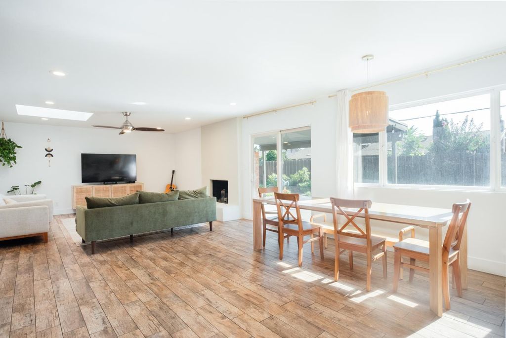 Image 10 of property listing at 6310 N Bergeron Avenue, Fresno, CA 93704