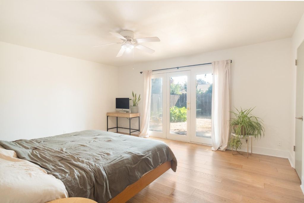 Image 18 of property listing at 6310 N Bergeron Avenue, Fresno, CA 93704