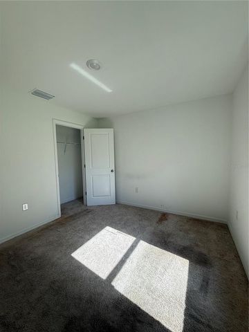 5436 N CHAMBERLAIN BOULEVARD, North Port, FL 34286