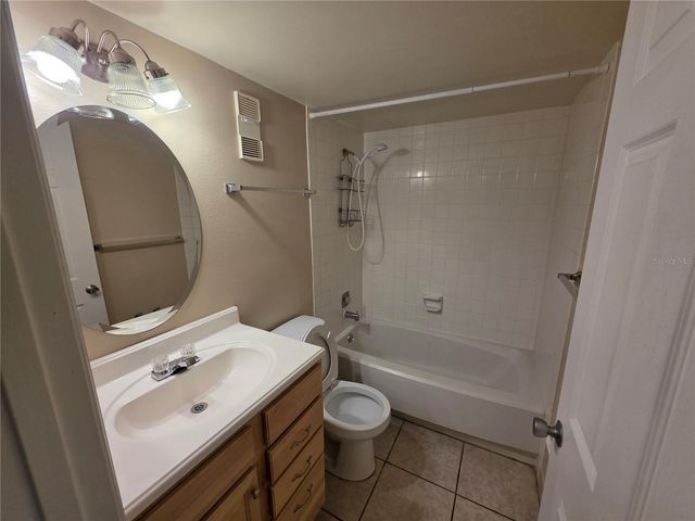 110 CYPRESS WOODS COURT 12C, Deltona, FL 32725