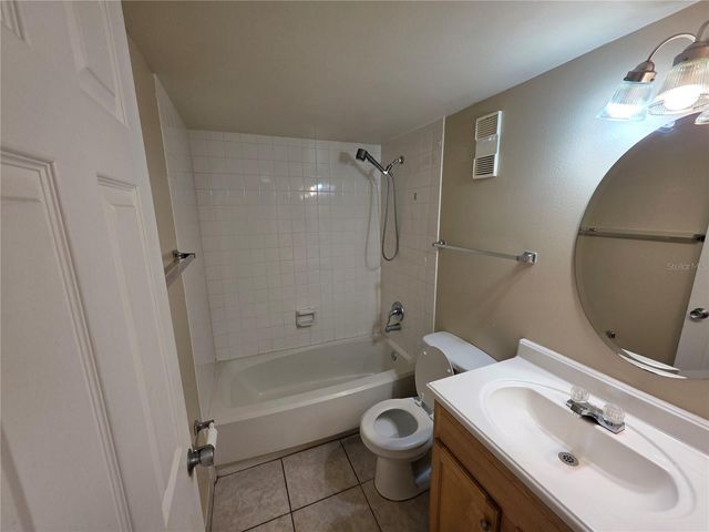 110 CYPRESS WOODS COURT 12C, Deltona, FL 32725