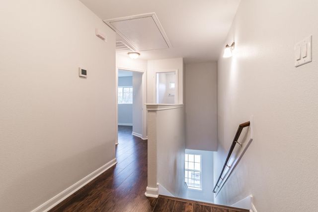 710 Barkley St Street B, Houston, TX 77022
