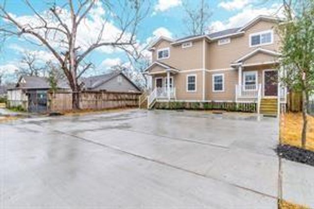 710 Barkley St Street B, Houston, TX 77022