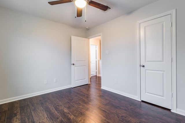 710 Barkley St Street B, Houston, TX 77022