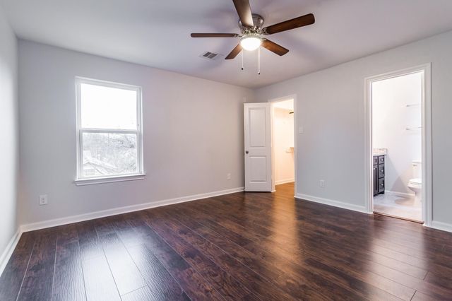 710 Barkley St Street B, Houston, TX 77022