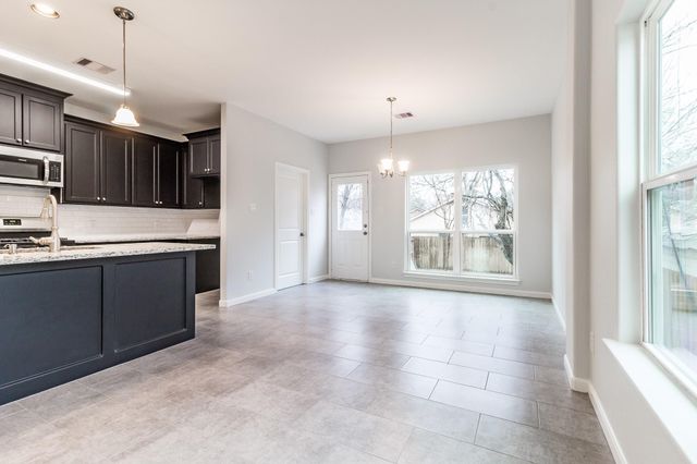710 Barkley St Street B, Houston, TX 77022