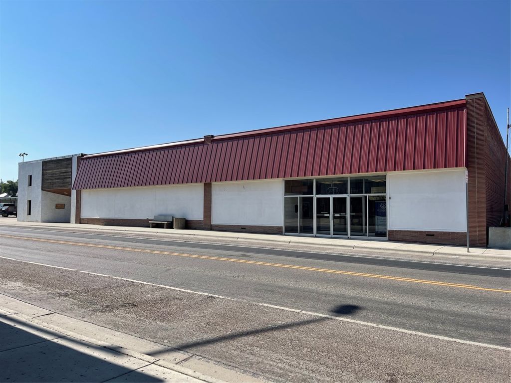 110 E Main Street, Cut Bank, MT 59427 photo 2