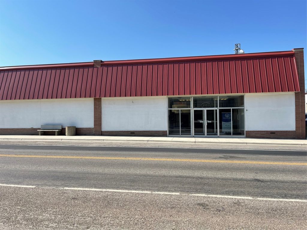 110 E Main Street, Cut Bank, MT 59427 photo 3