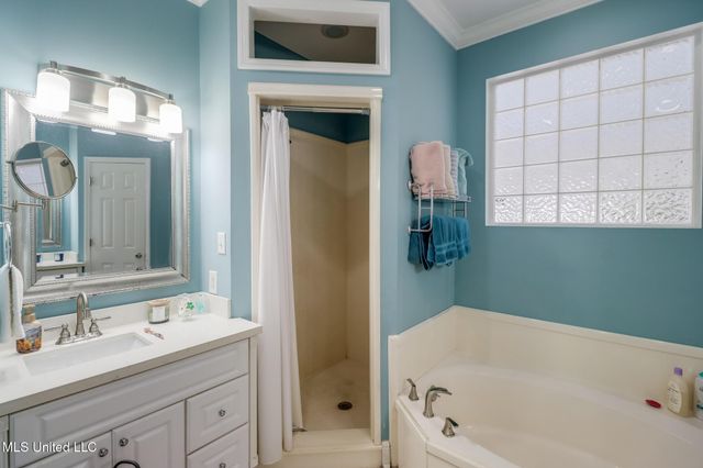 8428 Ieke Drive, Diamondhead, MS 39525