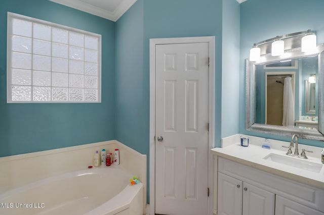 8428 Ieke Drive, Diamondhead, MS 39525