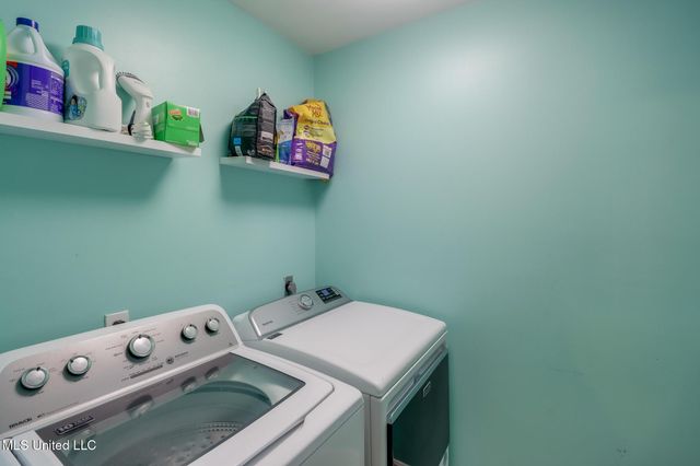 8428 Ieke Drive, Diamondhead, MS 39525