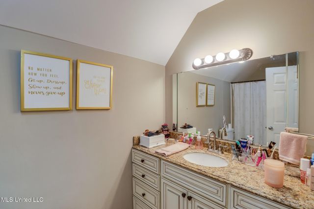 8428 Ieke Drive, Diamondhead, MS 39525