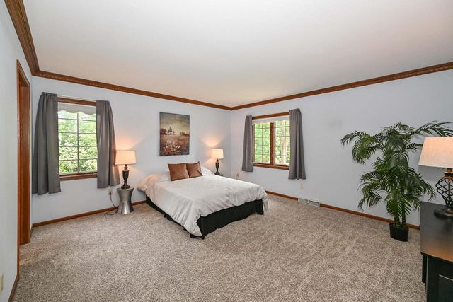 9358 S 33rd STREET, Franklin, WI 53132