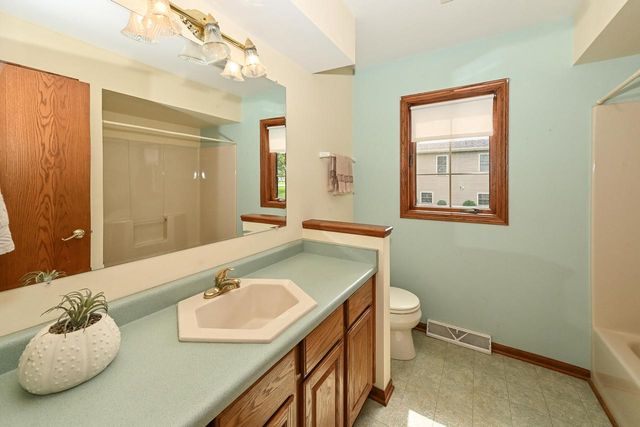 9358 S 33rd STREET, Franklin, WI 53132