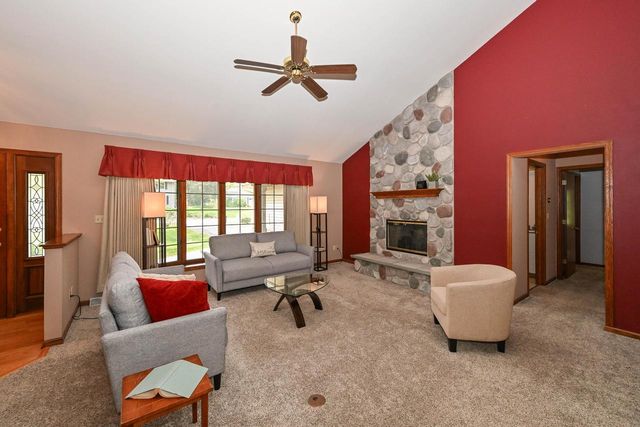 9358 S 33rd STREET, Franklin, WI 53132