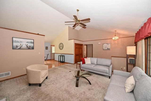 9358 S 33rd STREET, Franklin, WI 53132