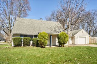 1011 Cooper Drive, Cuyahoga Falls, OH 44221