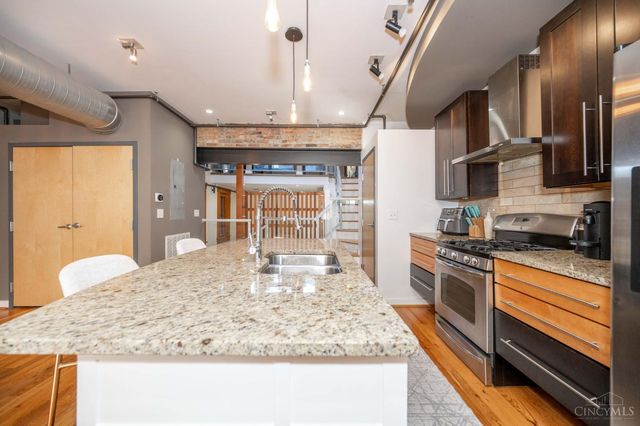 1417 Main Street, Cincinnati, OH 45202