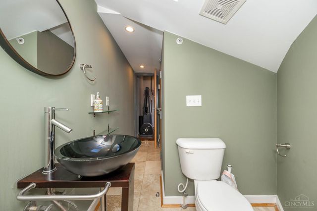 1417 Main Street, Cincinnati, OH 45202