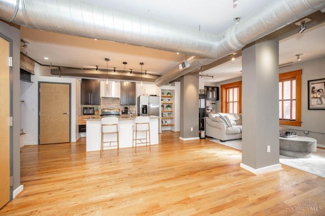 1417 Main Street, Cincinnati, OH 45202
