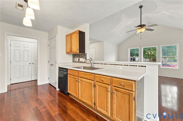 6382 Yellowrose Ln, Mechanicsville, VA 23111