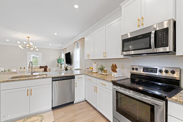 99 Rigsby Avenue, Four Oaks, NC 27524