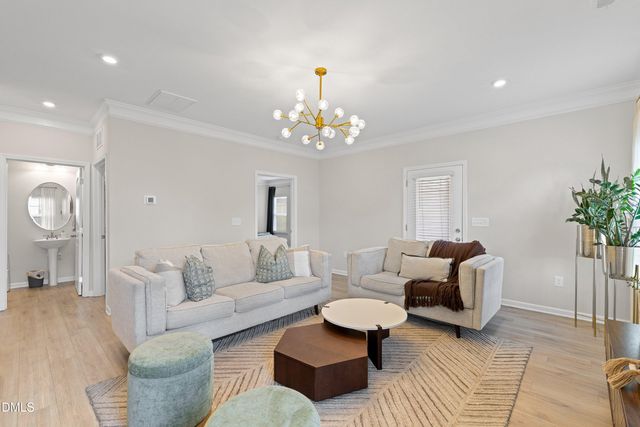 99 Rigsby Avenue, Four Oaks, NC 27524