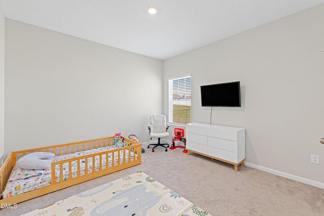 99 Rigsby Avenue, Four Oaks, NC 27524