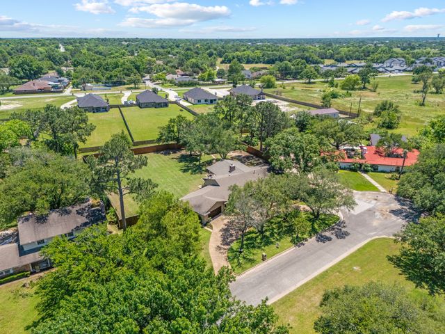 5 Haynes Circle, Terrell, TX 75160