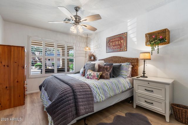 9854 E ROSEMARY Lane, Scottsdale, AZ 85260