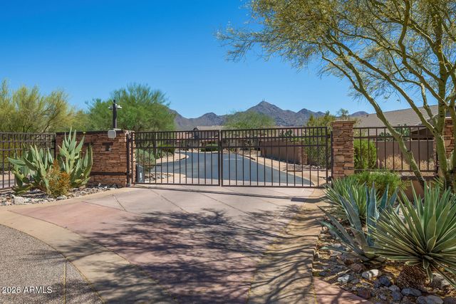 9854 E ROSEMARY Lane, Scottsdale, AZ 85260